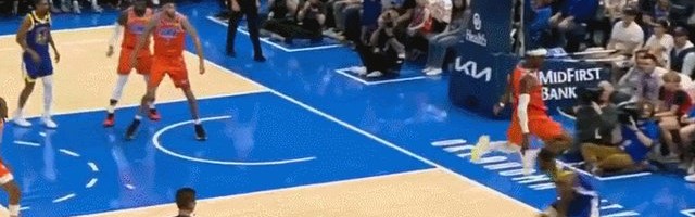 唯一中锋遭遇重伤！霍姆格伦倒下令雷霆内线真空